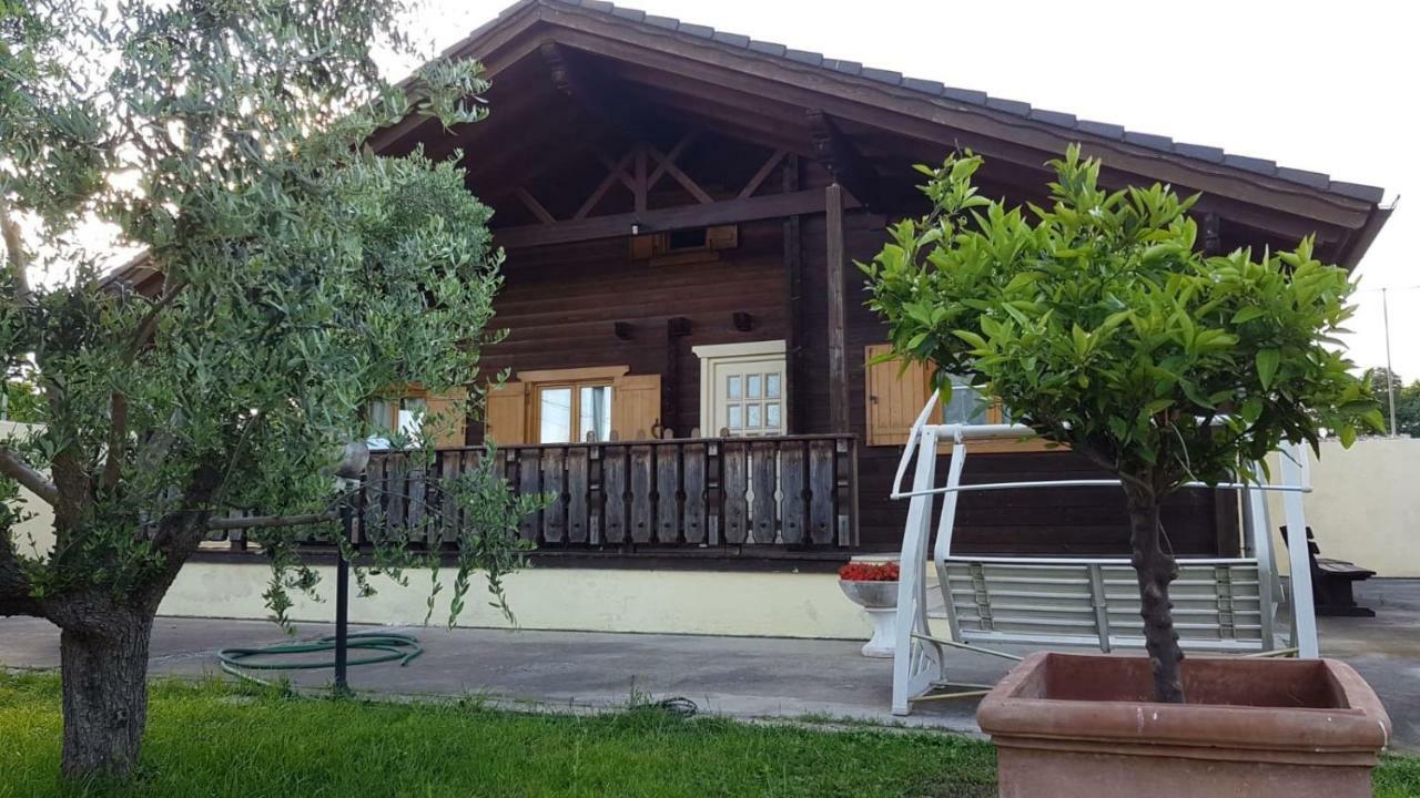 Chalet L Oasi Di Ambra 8 Posti Letto Con Uso Piscina Ardea Kültér fotó