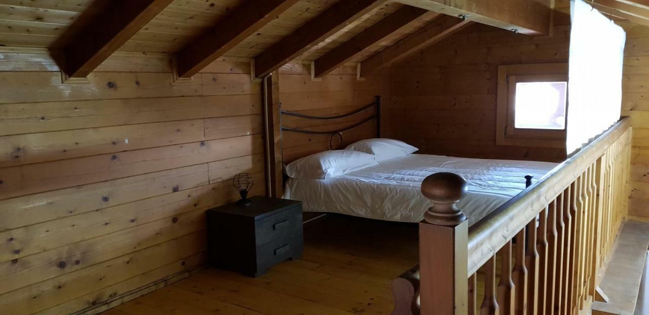 Chalet L Oasi Di Ambra 8 Posti Letto Con Uso Piscina Ardea Kültér fotó